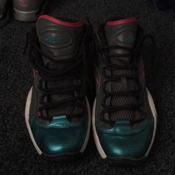 Reebok questions - Picture 2 of 3